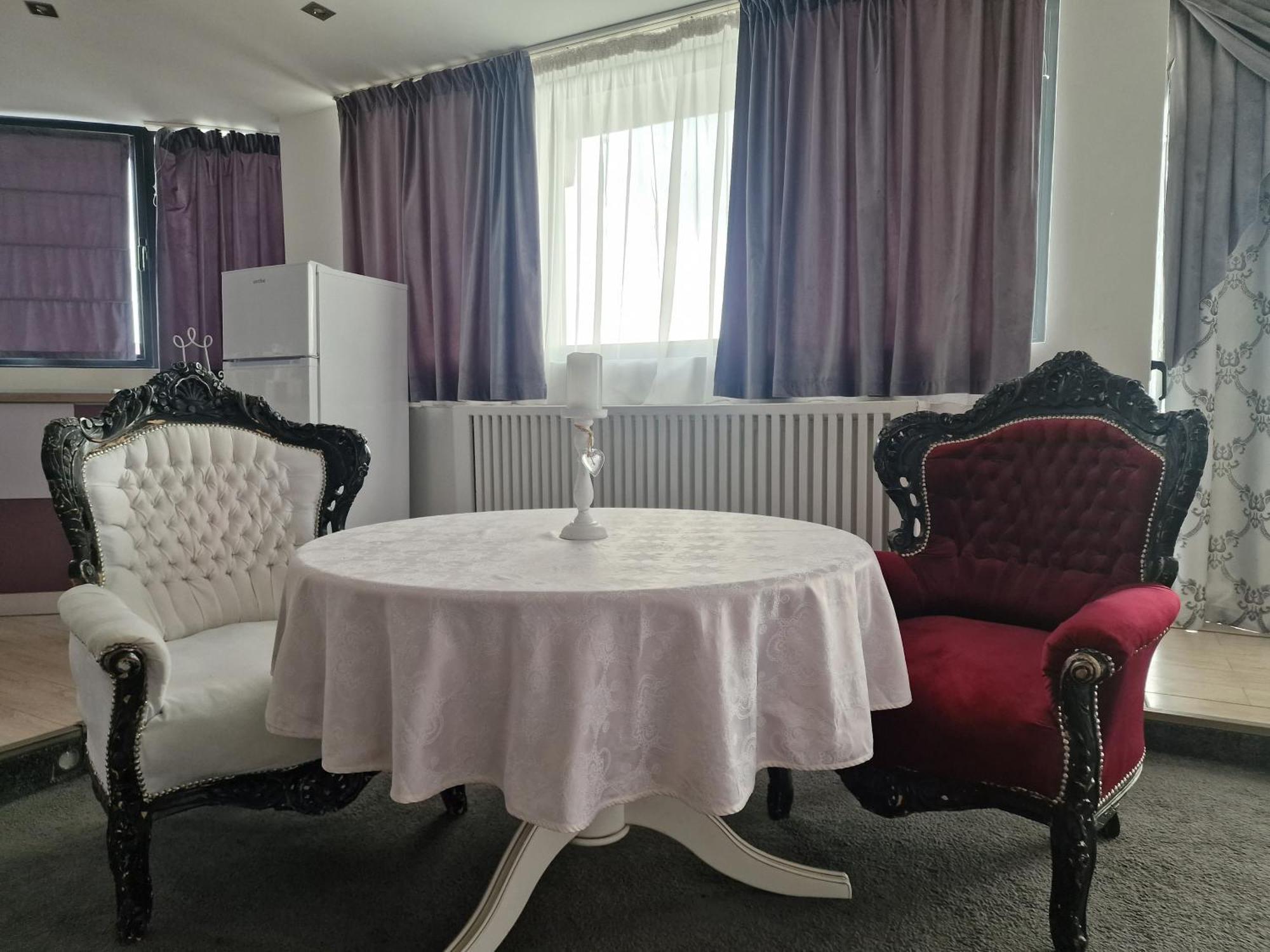 Hotel Jolie Apartments Galati  Luaran gambar