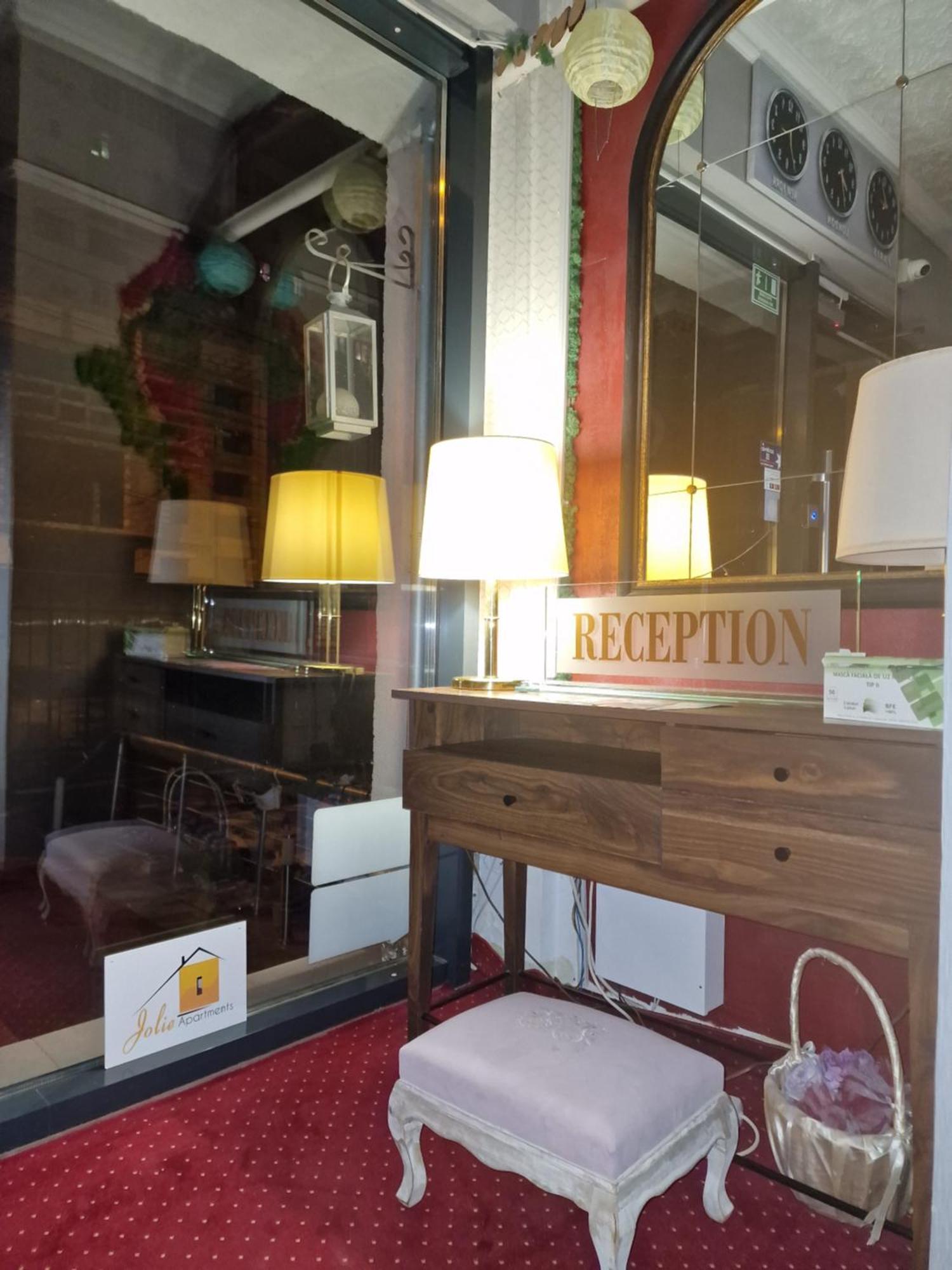 Hotel Jolie Apartments Galati  Luaran gambar