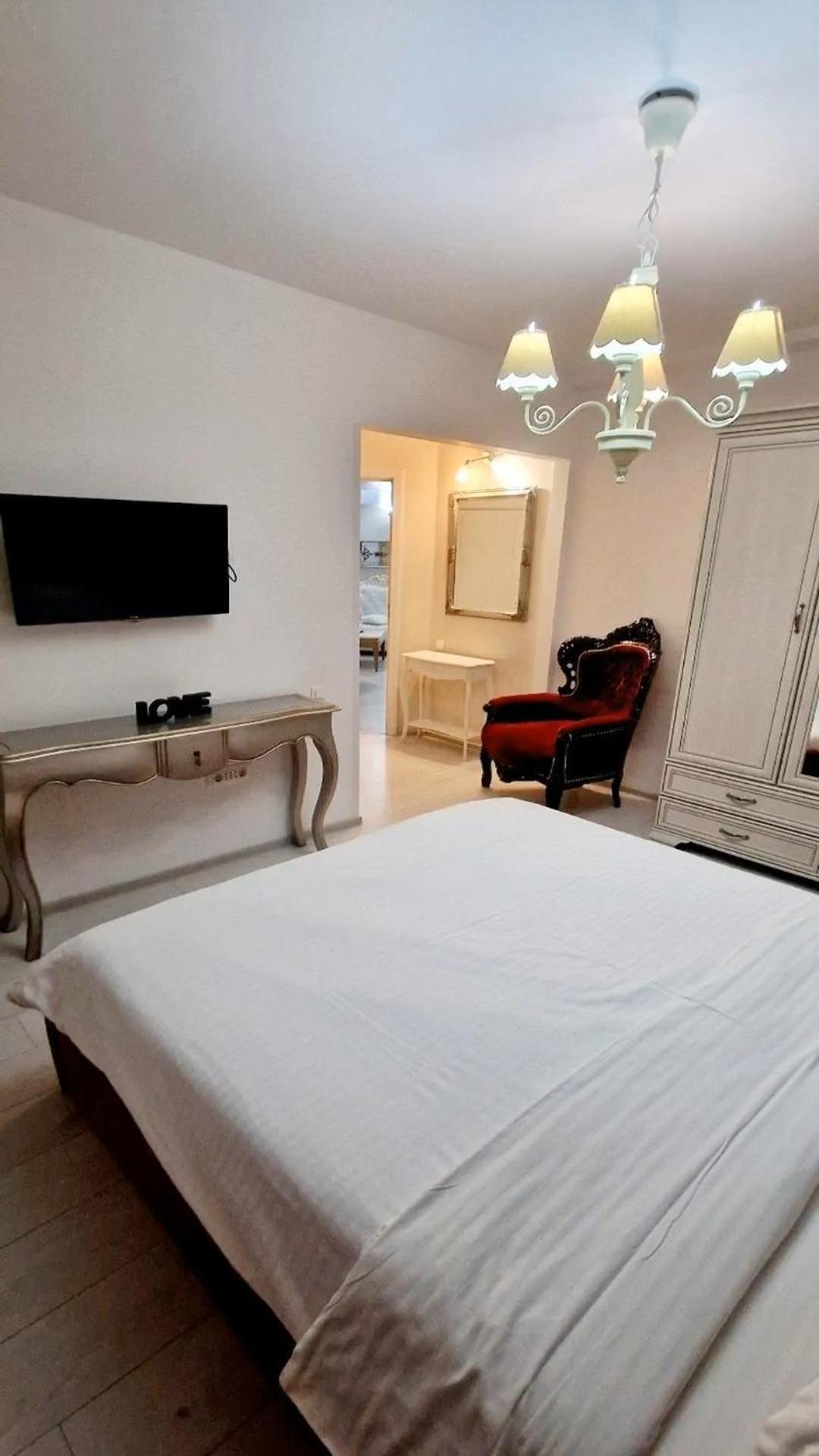 Hotel Jolie Apartments Galati  Luaran gambar